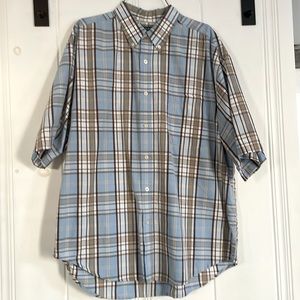 Puritan Men’s Short-sleeved, collared, button down shirt- Size L (42/44)